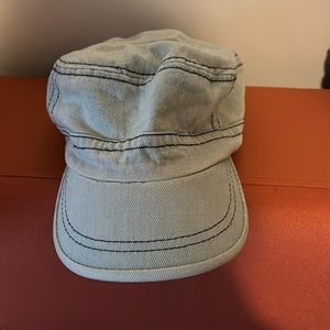 Trucker hat